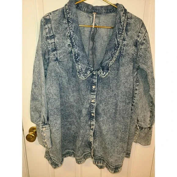 Free People Charlie Button Down Denim Shirt/Dress/Jacket Size Sm 100% Cotton - Picture 9 of 13